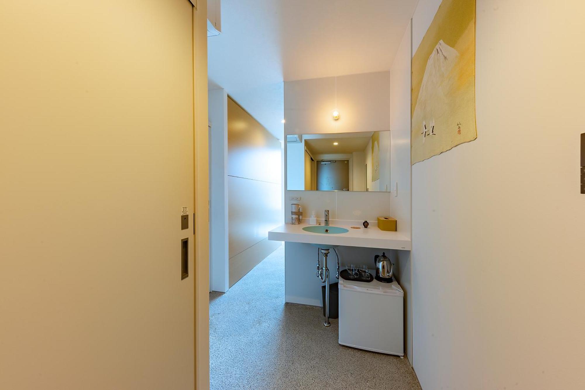 plat hostel keikyu kamakura wave Bagian luar foto