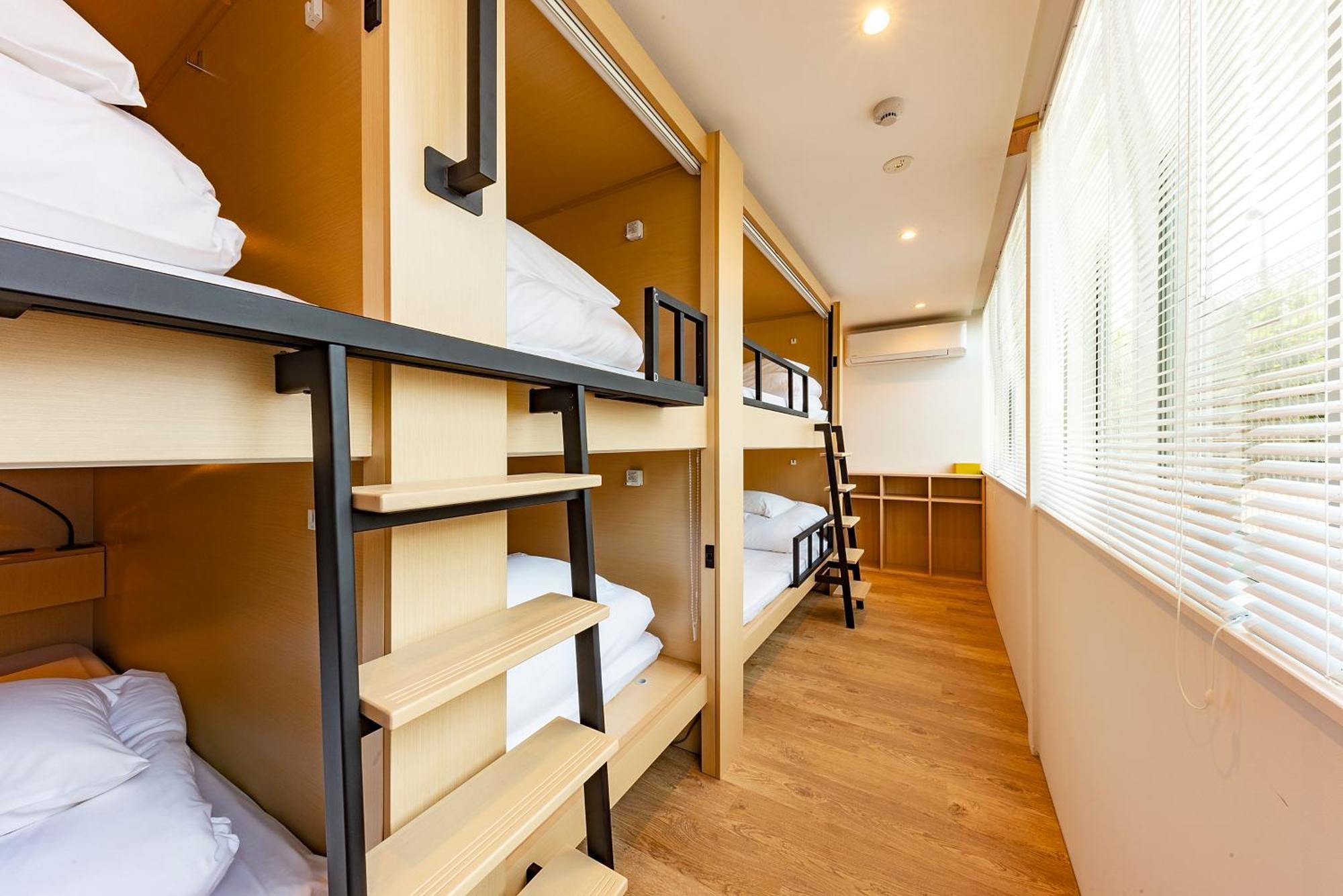 plat hostel keikyu kamakura wave Bagian luar foto