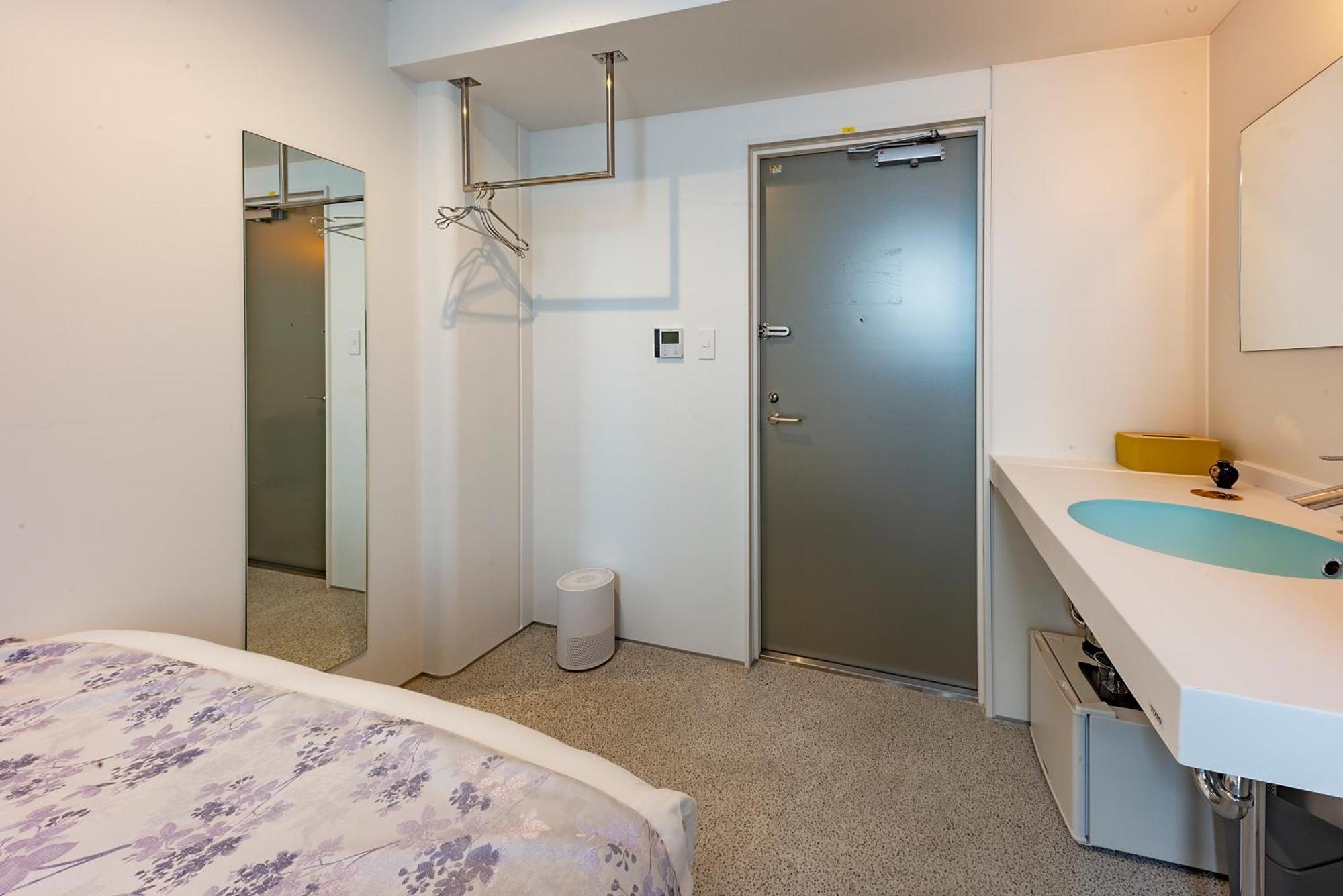 plat hostel keikyu kamakura wave Bagian luar foto